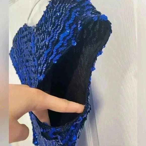 1980s Blue Sequin Sleeveless Blouse by Glenrob Size Medium - Picture 7 of 10